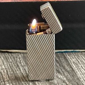 Dunhill mini rollalite small version lighter-silver- great working cond